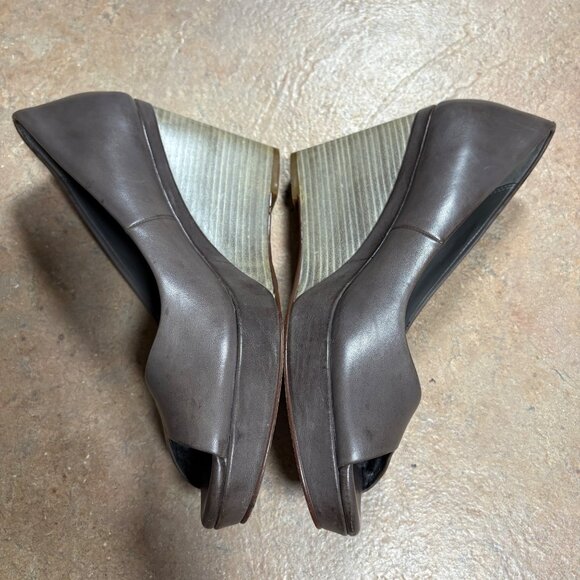Cole Haan Sadie Open Toe Wedge Heels Size 9.5 Taupe Leather Classic - Picture 12 of 13